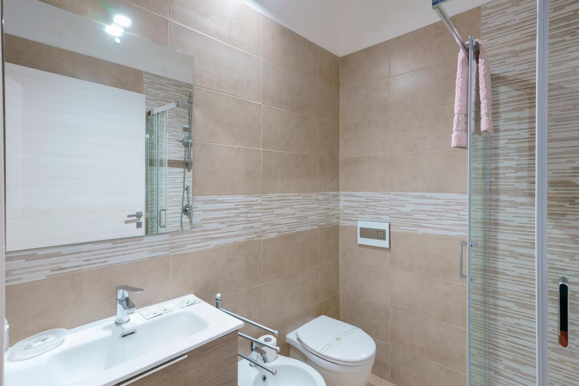 Eliterooms Cagliari Bagian luar foto